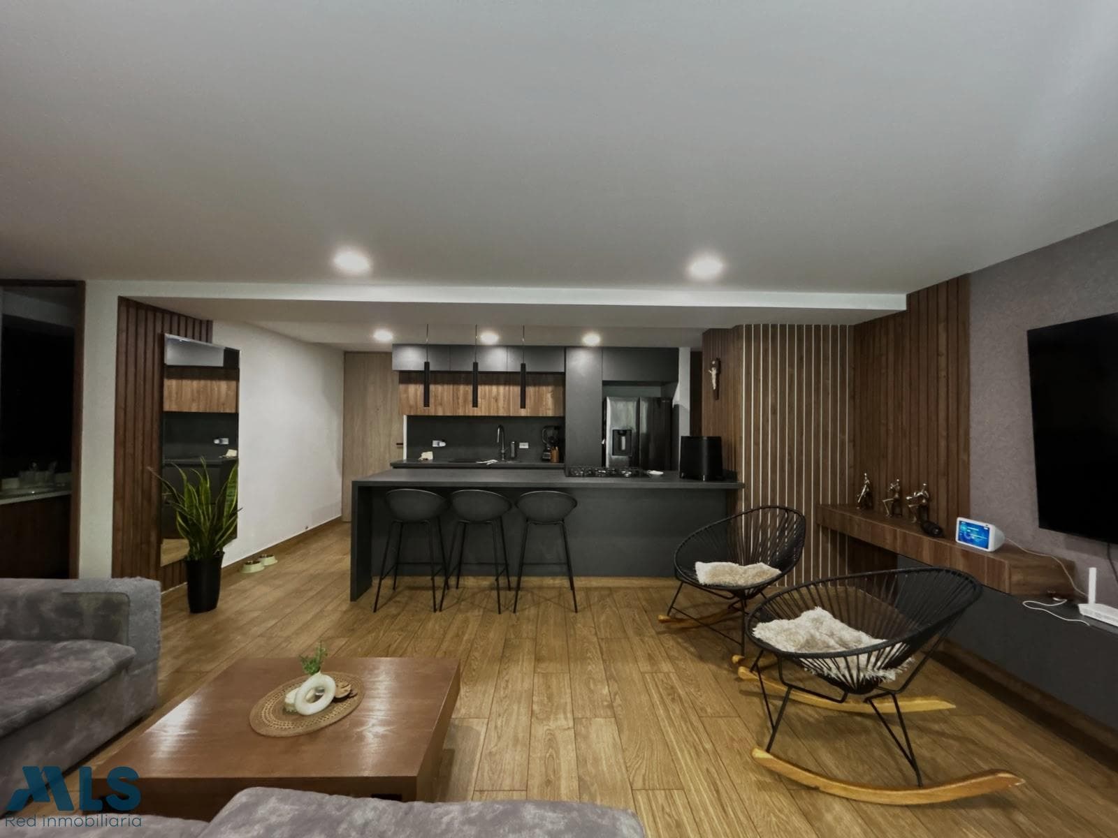 Apartamento en venta en Belén Guayabal, Medellín — foto 1 de 50