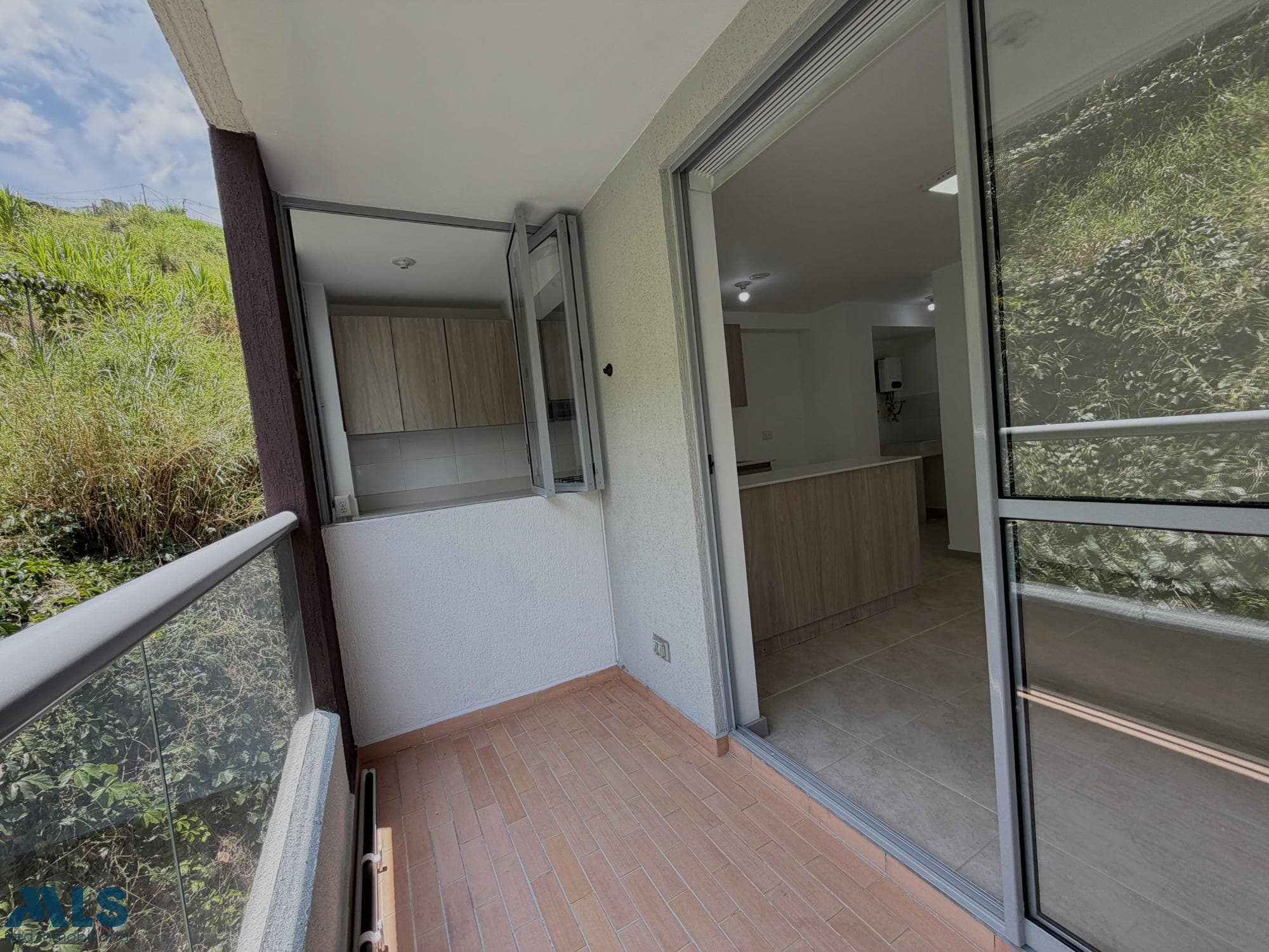 Apartamento en venta en La Cuenca, Aburra Sur, Envigado — foto 1 de 29