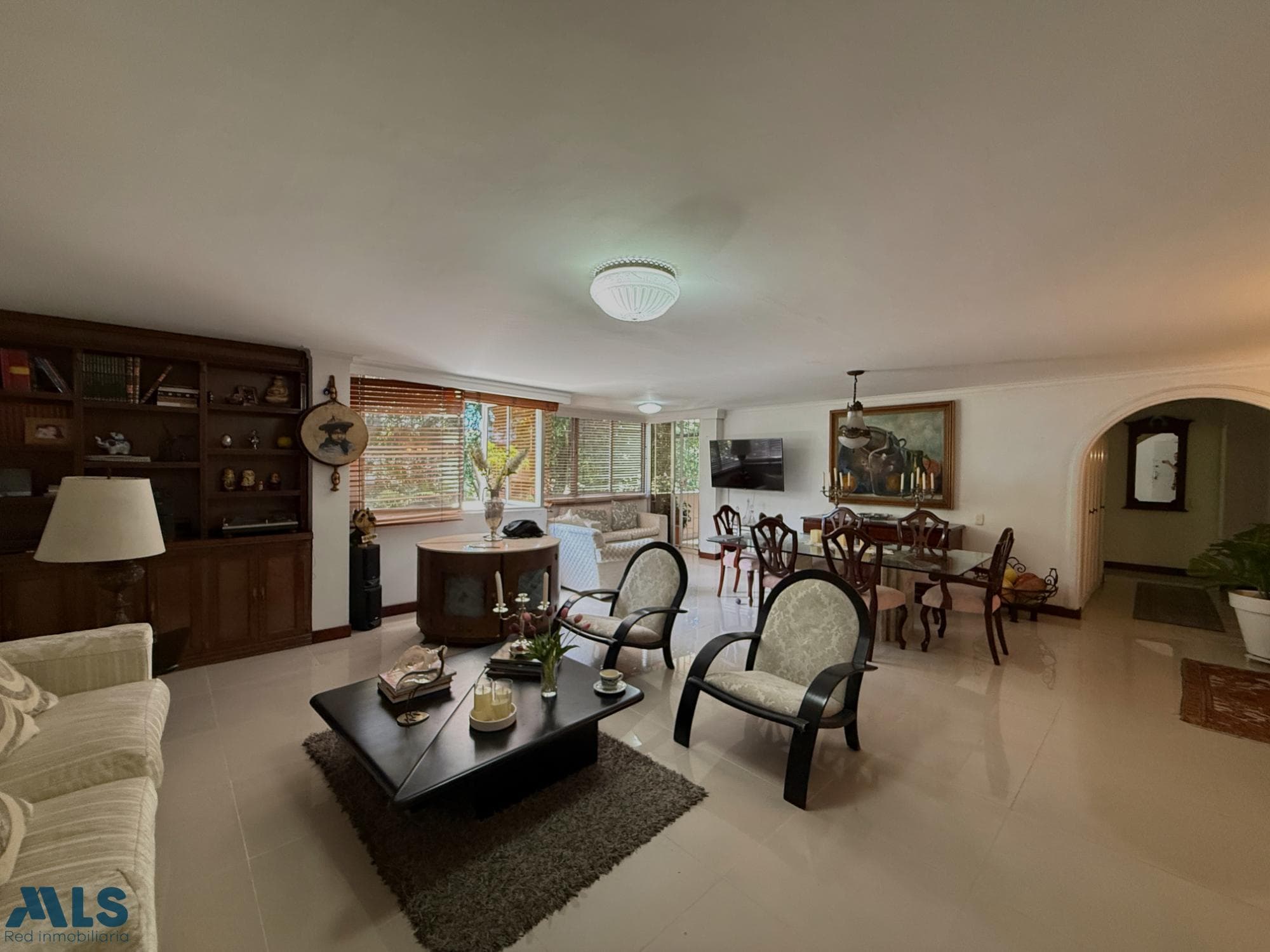 Apartamento en venta en El Poblado, Medellín — foto 1 de 12