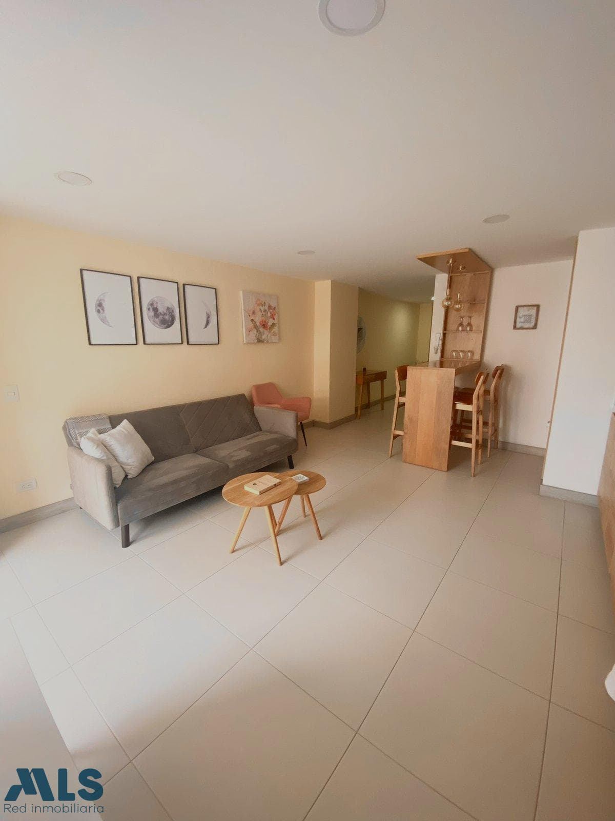 Apartamento en venta en Conquistadores, Laureles, Medellín — foto 1 de 10