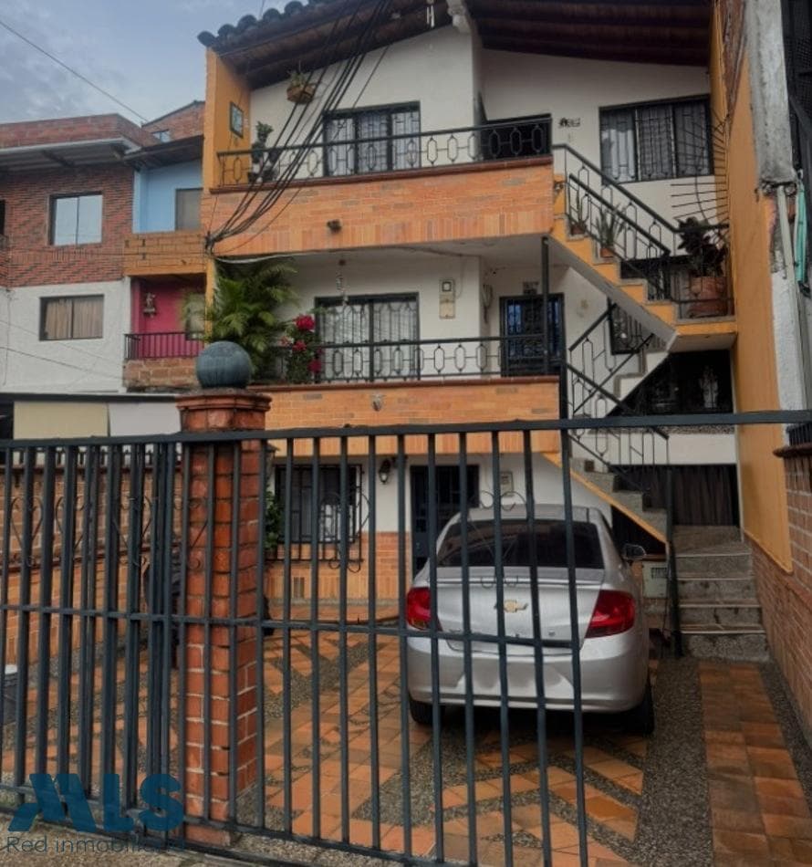 Apartamento en venta en Castilla, Occidente, Medellín — foto 1 de 11