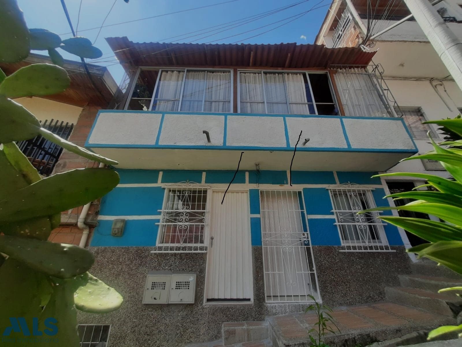 Casa en venta en Enciso, Centro, Medellín — foto 1 de 14