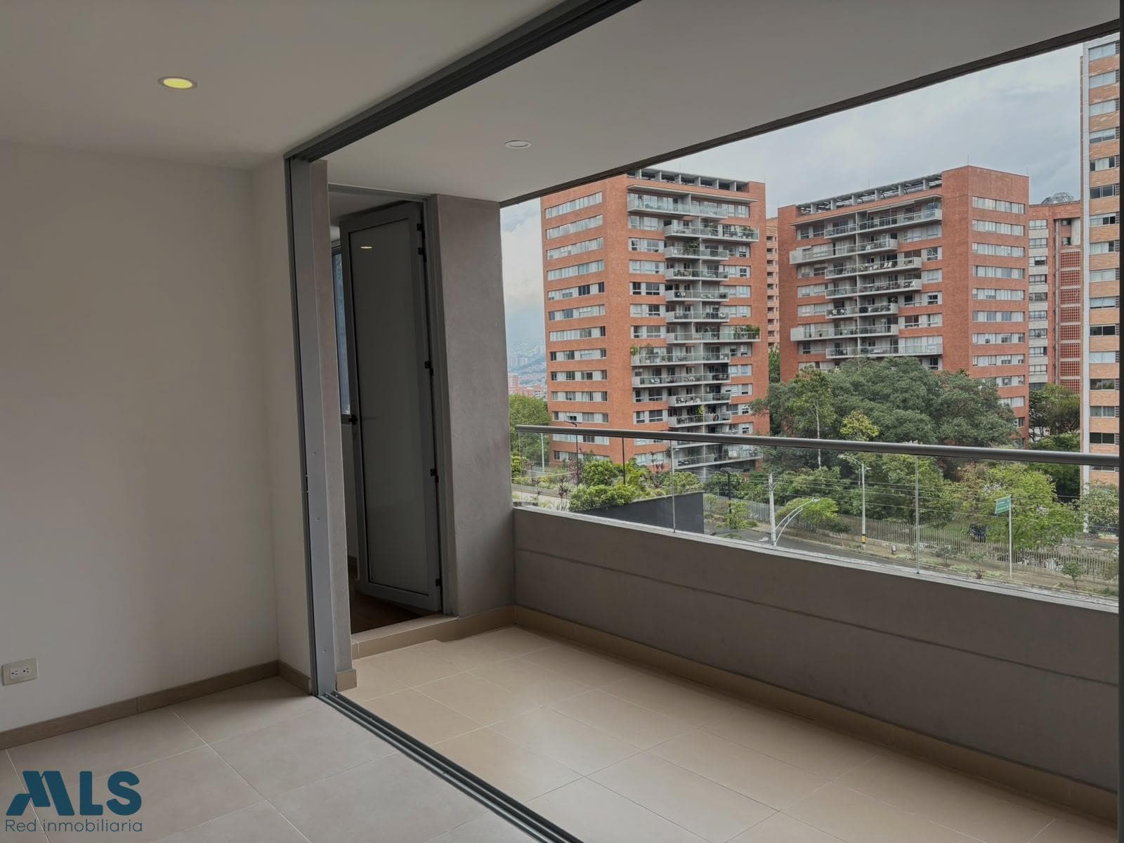 Apartamento en venta en Los Balsos Nº 1, Poblado, Medellín — foto 1 de 14