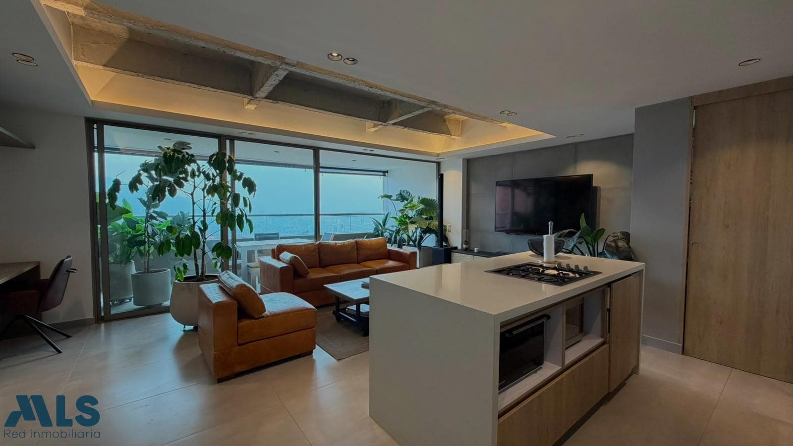 Apartamento en venta en El Esmeraldal, Aburra Sur, Envigado — foto 1 de 14