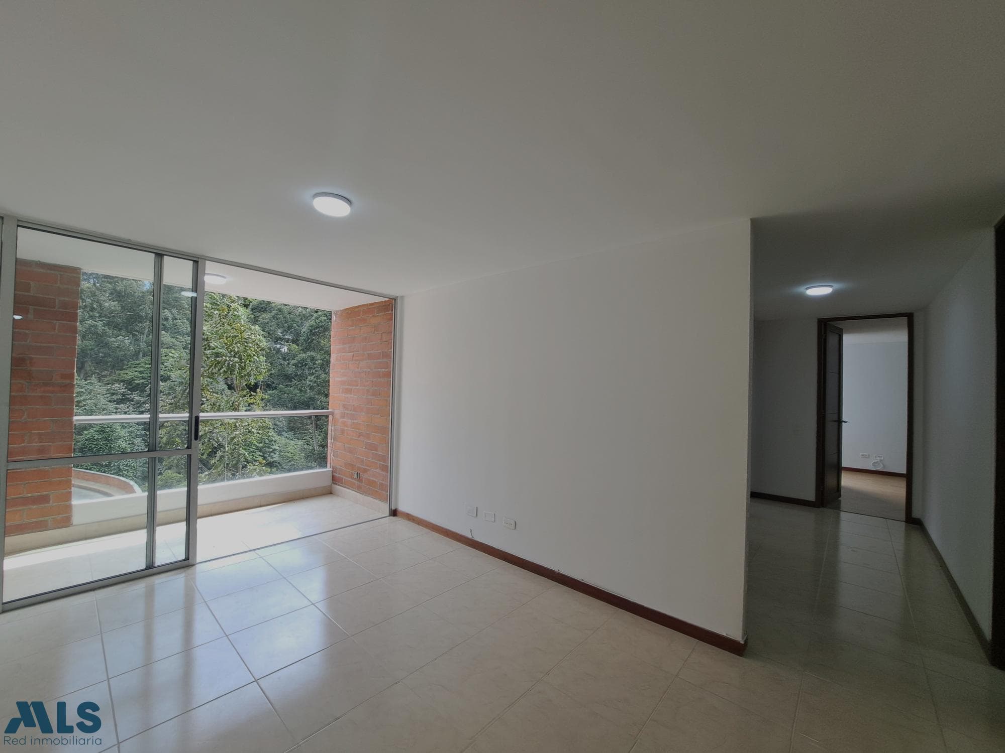 Apartamento en venta en Loma de las Brujas, Aburra Sur, Envigado — foto 1 de 27