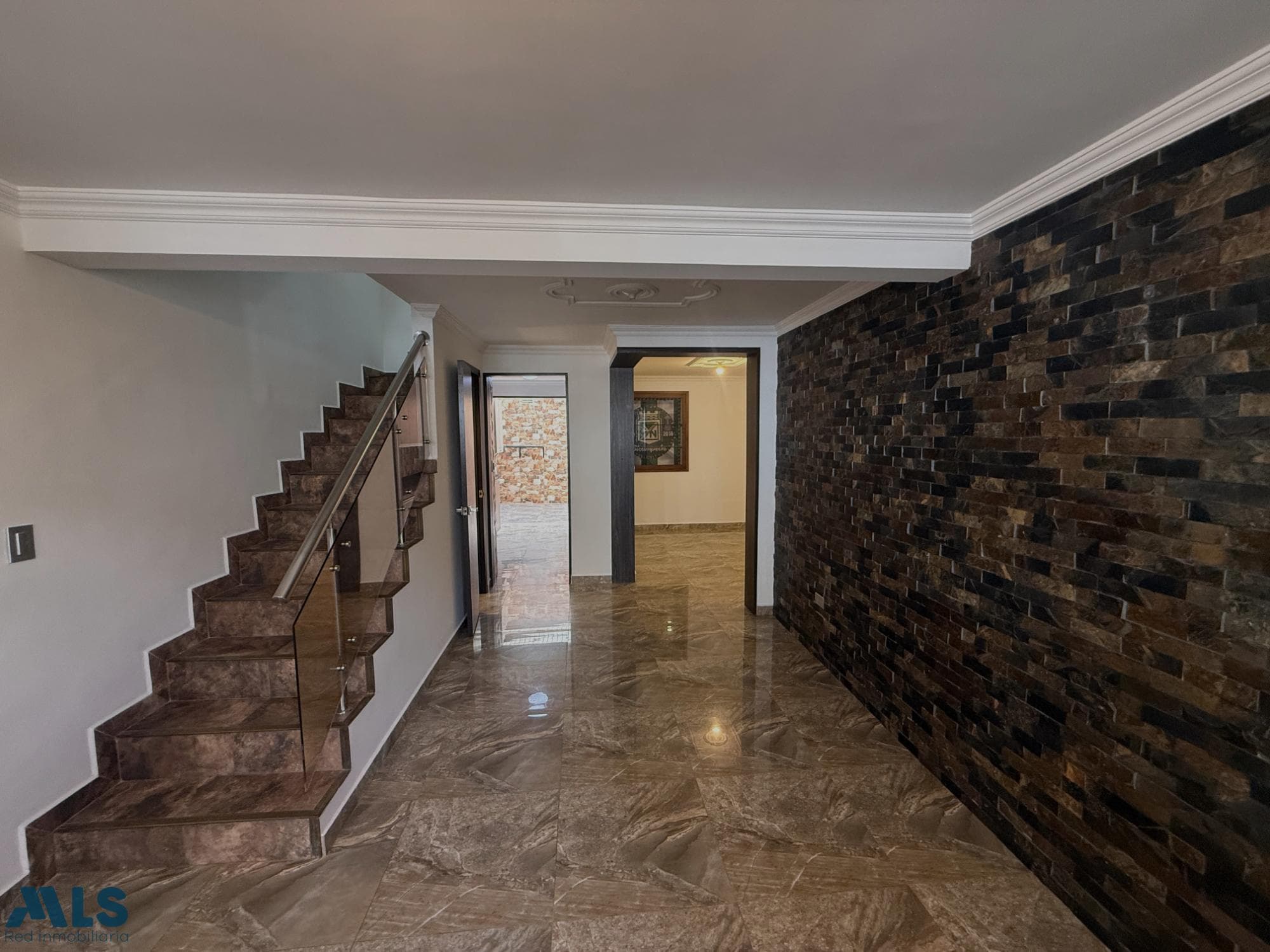 Casa en venta en La Palma, Belén Guayabal, Medellín — foto 1 de 17