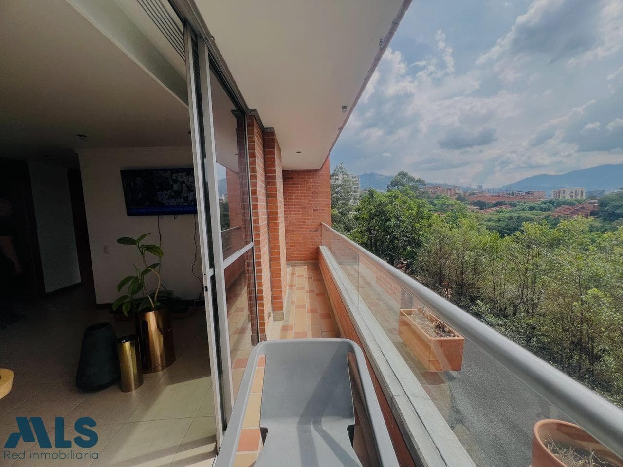 Apartamento en venta en Loma de Benedictinos, Aburra Sur, Envigado — foto 1 de 23