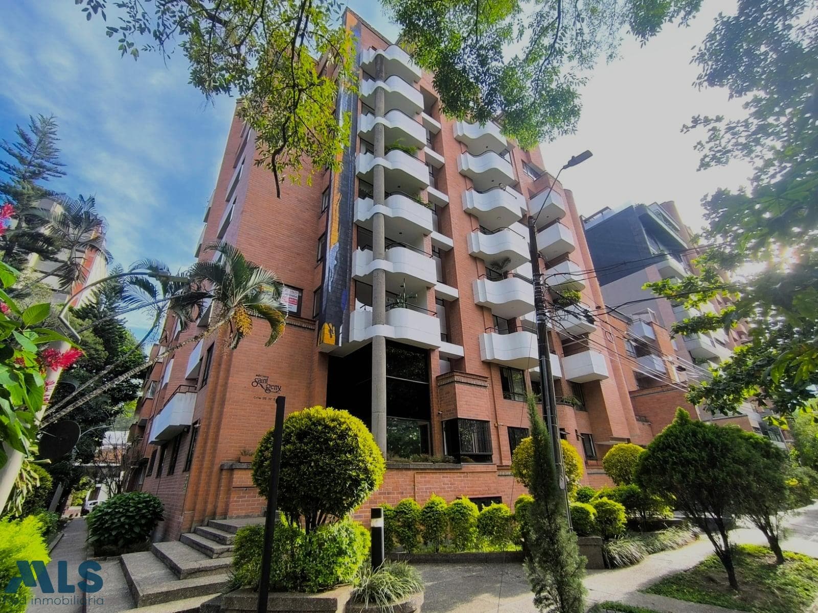 Apartamento en venta en Conquistadores, Laureles, Medellín — foto 1 de 29