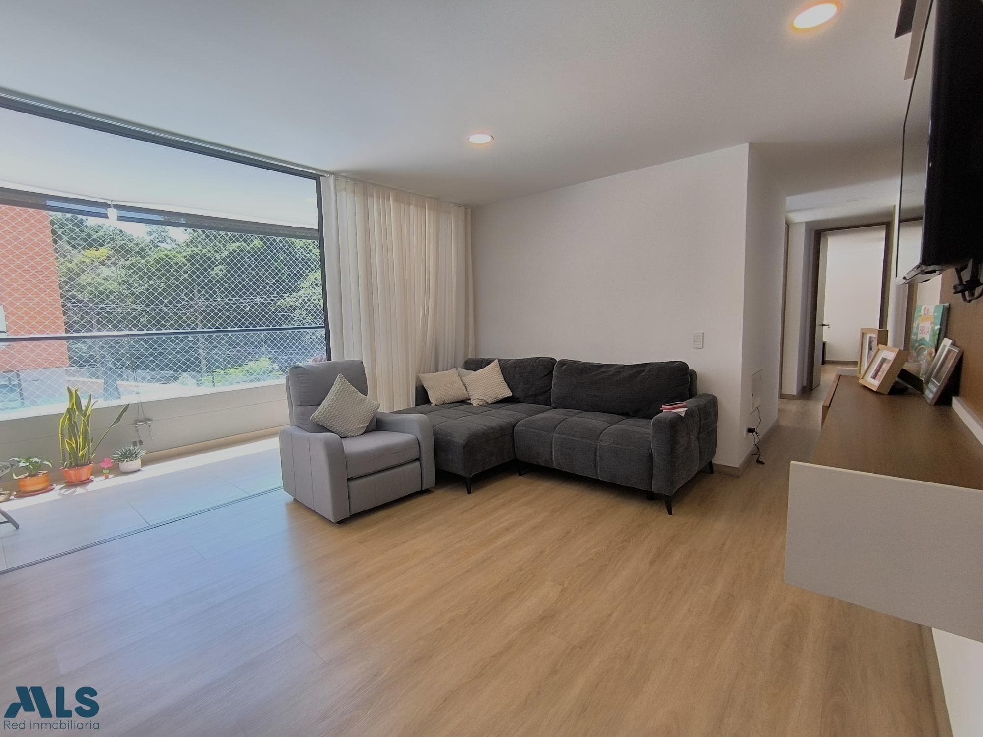 Apartamento en venta en La Palma, Belén Guayabal, Medellín — foto 1 de 17