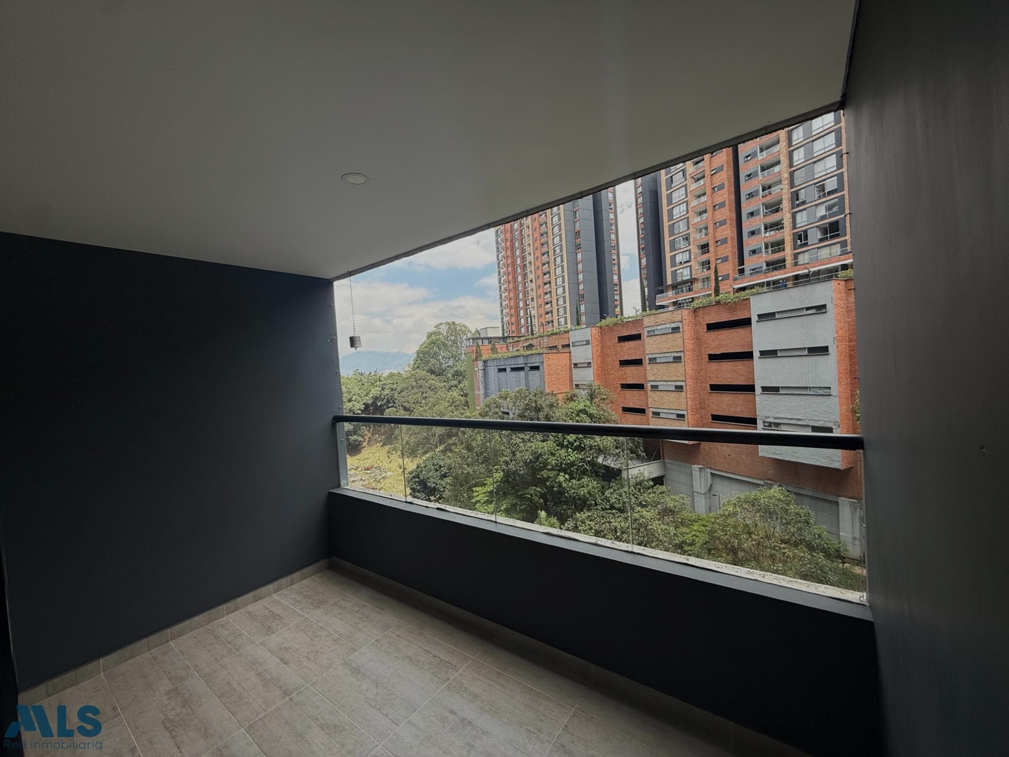 Apartamento en venta en Loma de las Brujas, Aburra Sur, Envigado — foto 1 de 13