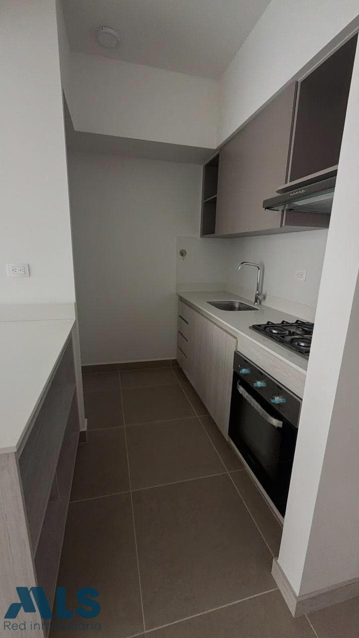 Apartamento en venta en Ciudad del Rio, Poblado, Medellín — foto 1 de 8