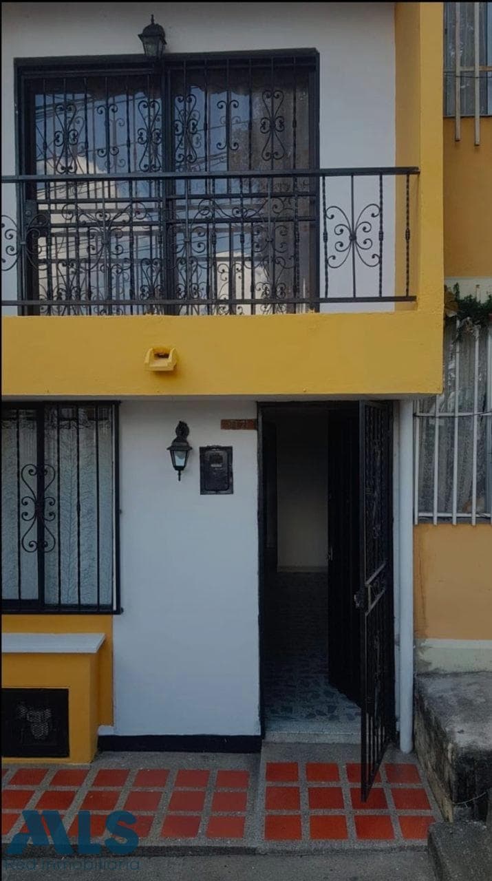 Casa en venta en Robledo, Occidente, Medellín — foto 1 de 21