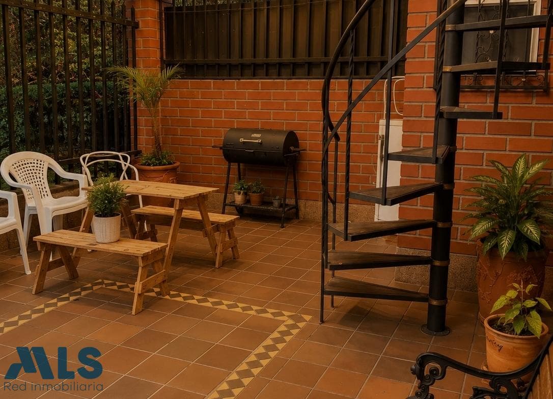 Casa en venta en Los Balsos Nº 2, Poblado, Medellín — foto 1 de 8