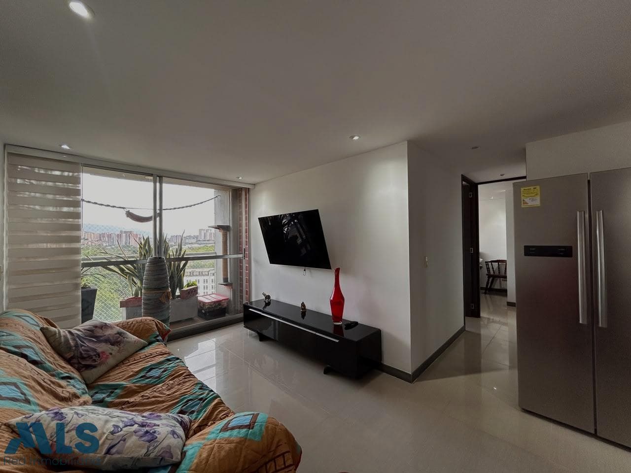 Apartamento en venta en Niquia, Norte, Bello — foto 1 de 25
