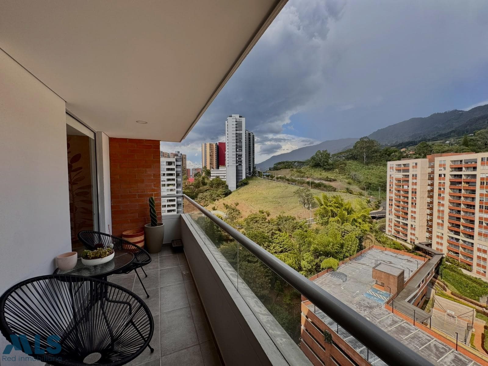 Apartamento en venta en El Chinguí, Aburra Sur, Envigado — foto 1 de 18