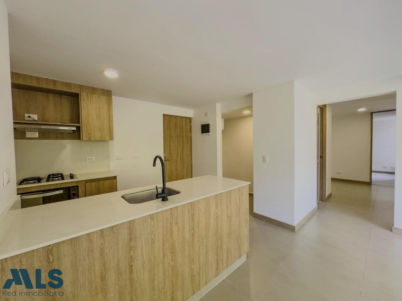 Apartamento en venta en Loma del Escobero, Aburra Sur, Envigado — foto 1 de 31