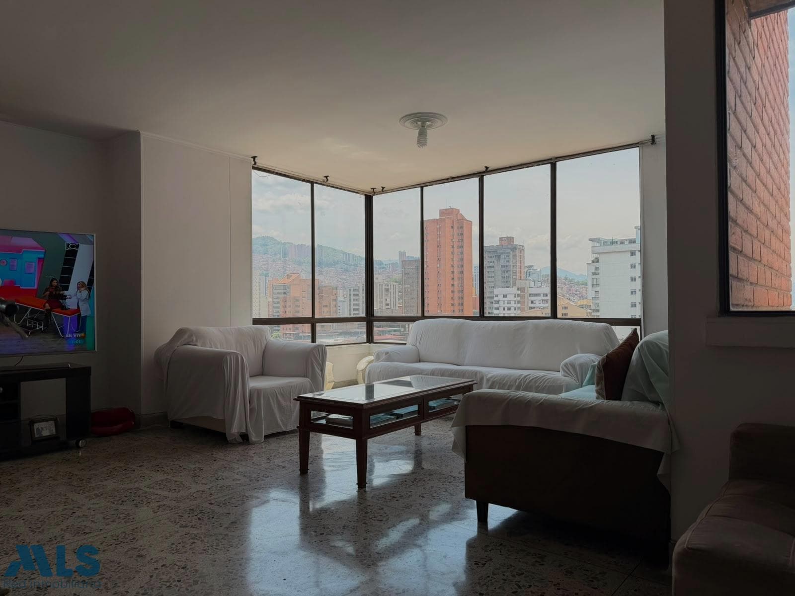 Apartamento en venta en Centro, Medellín — foto 1 de 25