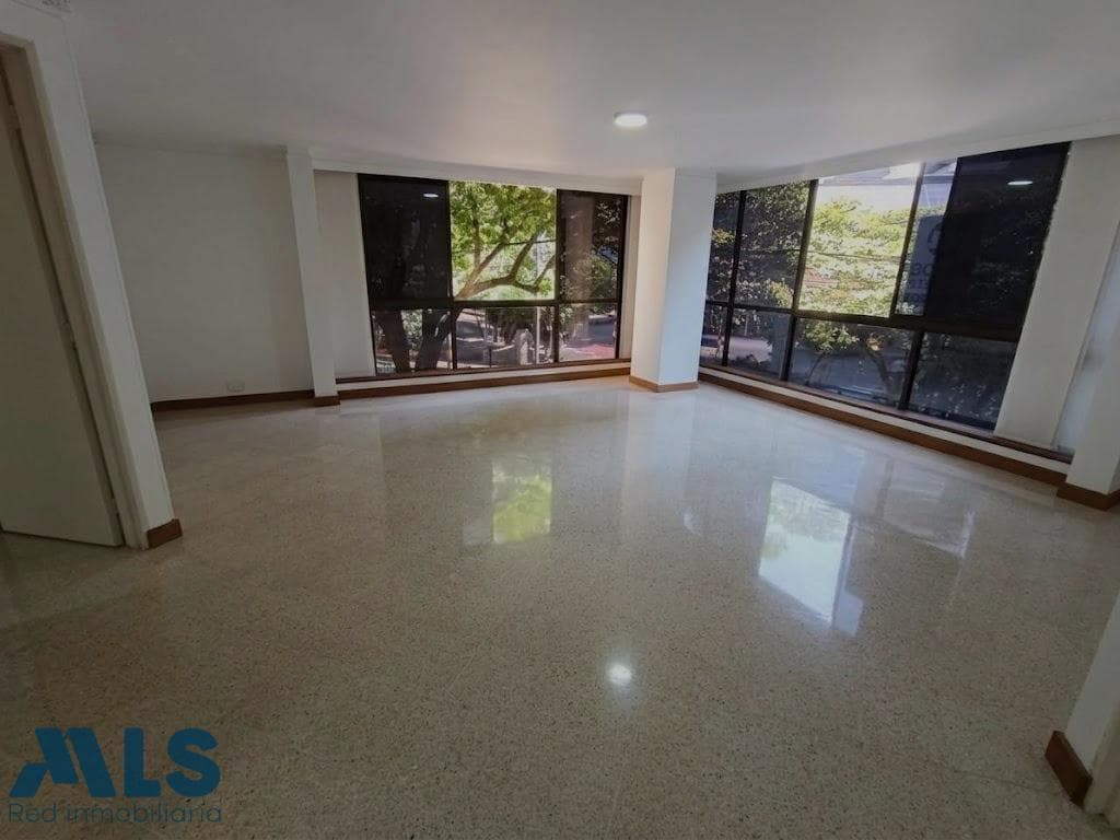Apartamento en venta en Laureles, Medellín — foto 1 de 20