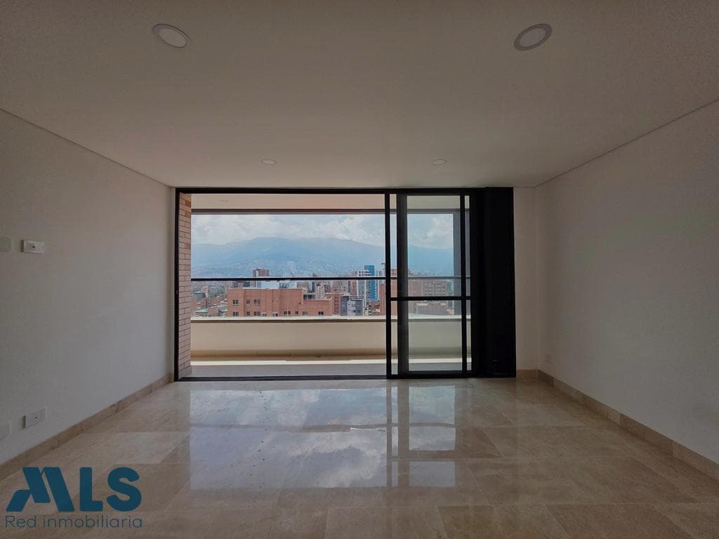 Apartamento en venta en Estadio, Laureles, Medellín — foto 1 de 18