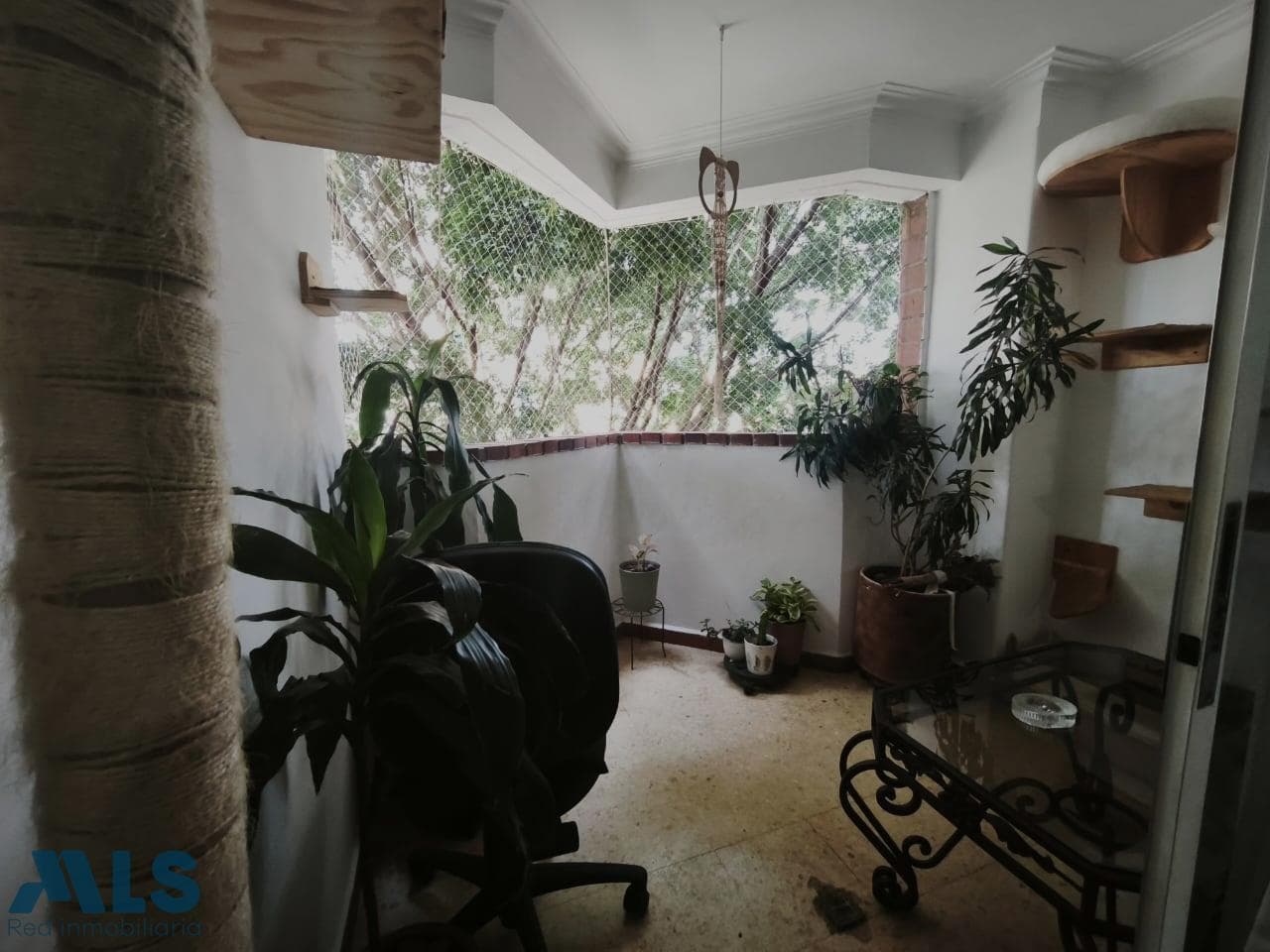 Apartamento en venta en Laureles, Medellín — foto 1 de 15
