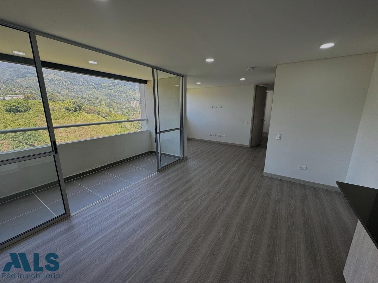 Apartamento en venta en Ancón Sur, Aburra Sur, Sabaneta — foto 1 de 16