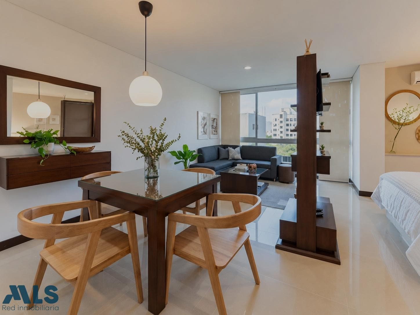 Apartamento en venta en La Tomatera, Poblado, Medellín — foto 1 de 8