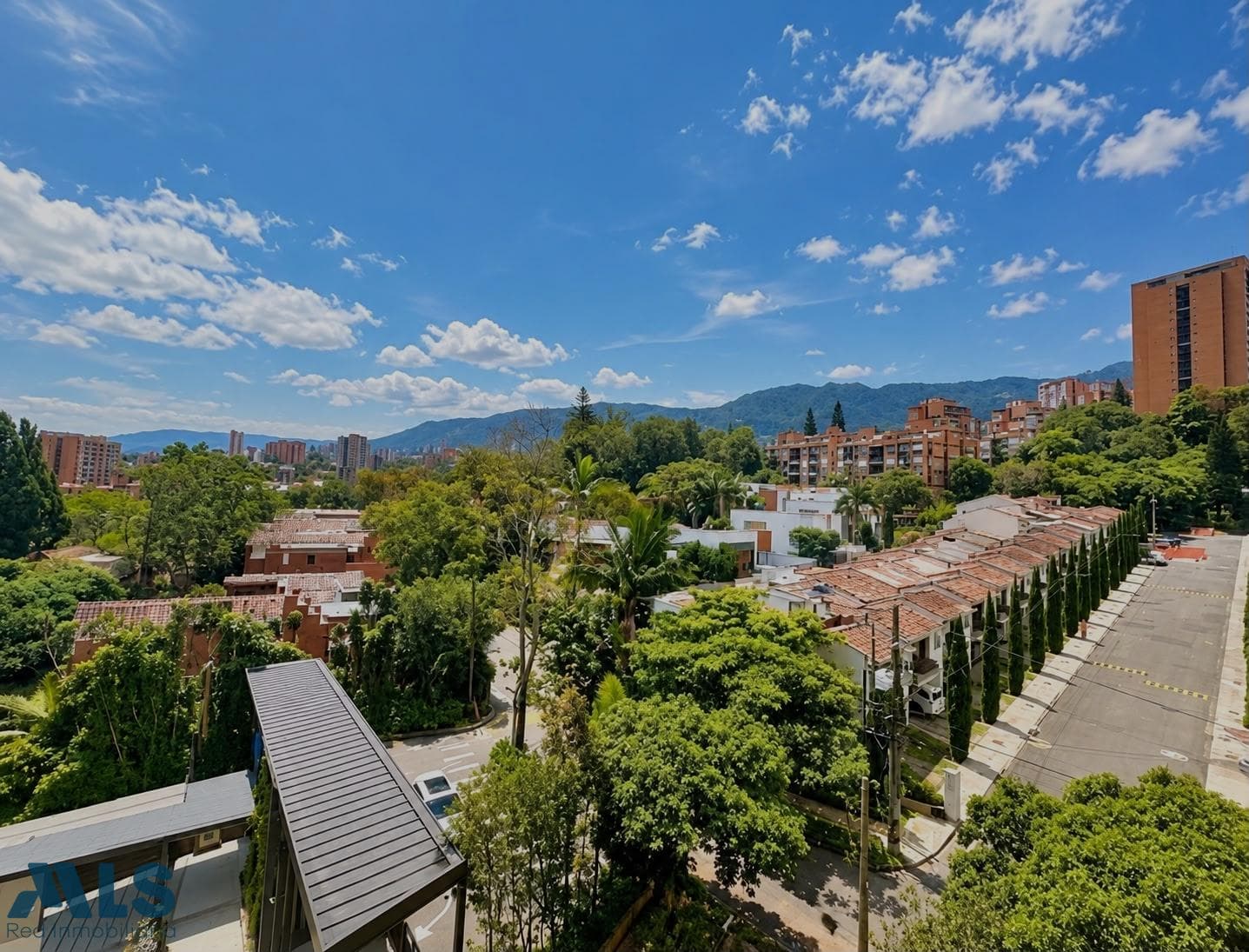 Apartamento en venta en Loma de las Brujas, Aburra Sur, Envigado — foto 1 de 18