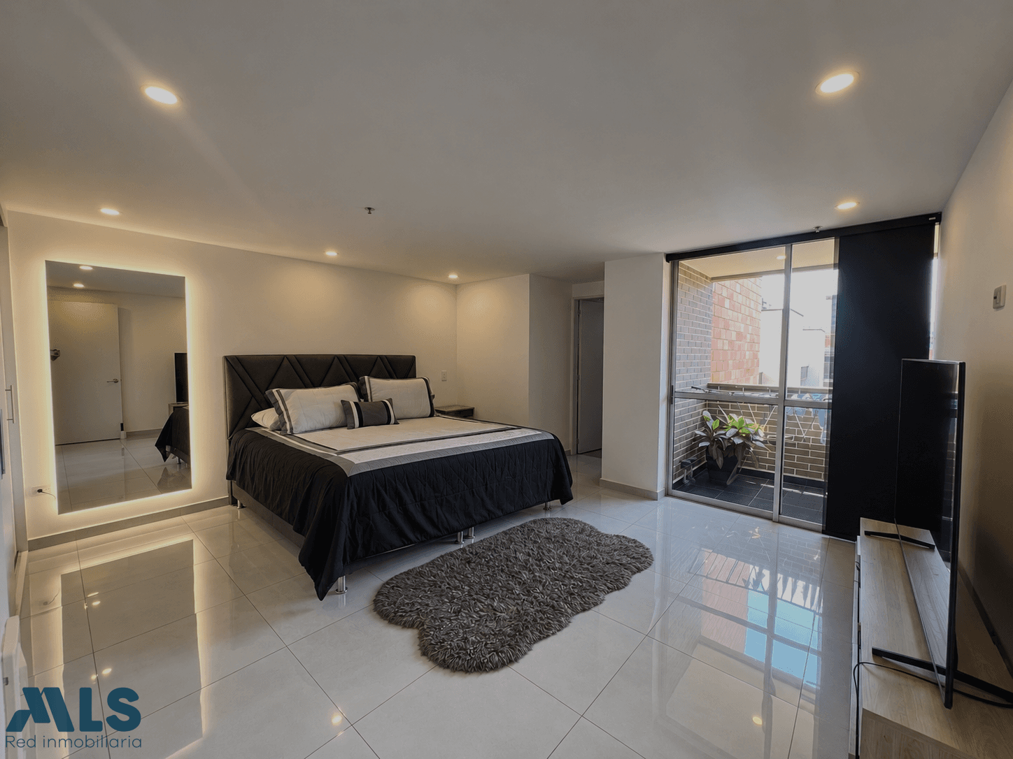Apartamento en venta en Zuñiga, Aburra Sur, Envigado — foto 1 de 11