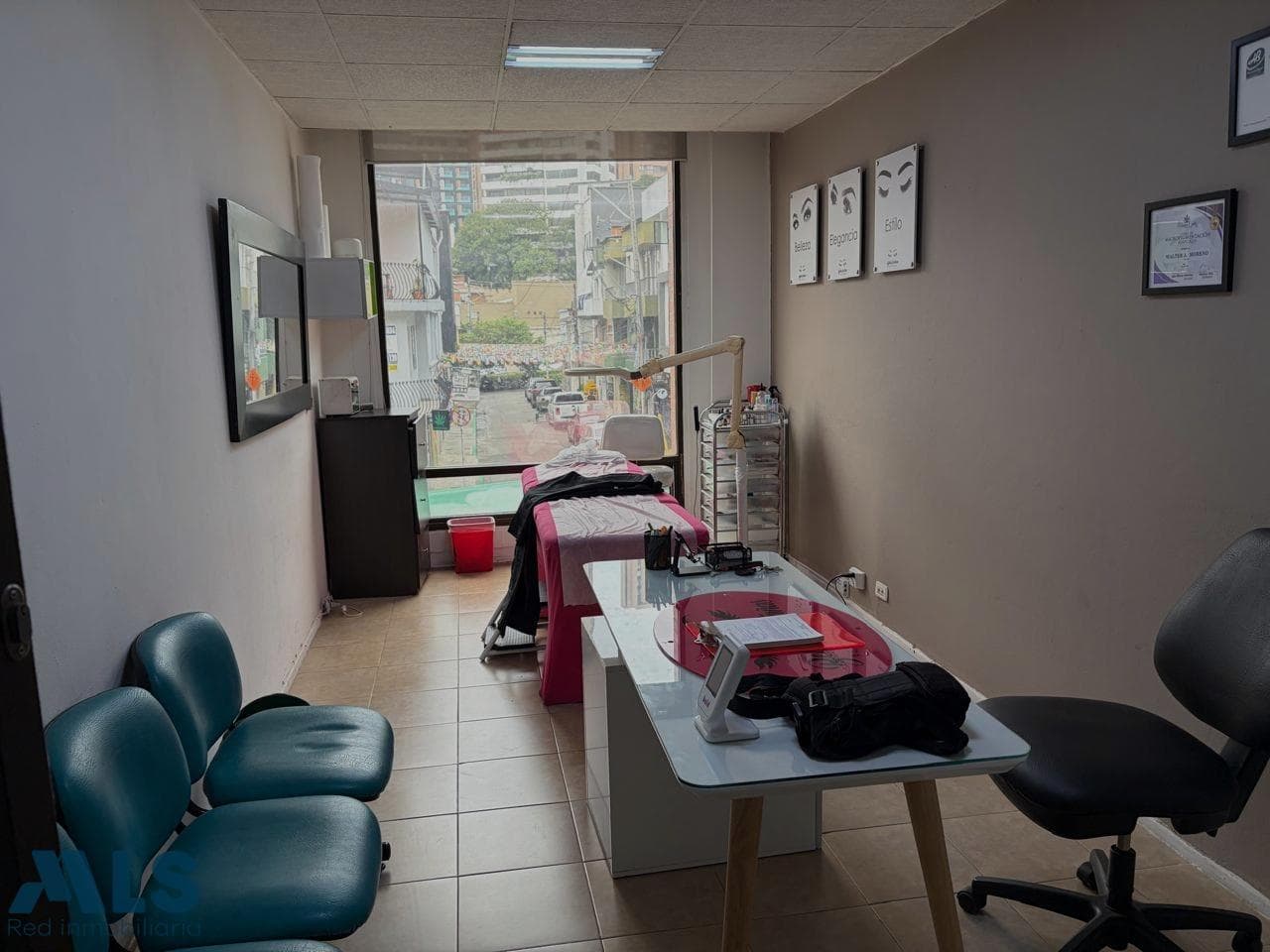 Local Comercial en venta en El Poblado, Medellín — foto 1 de 8