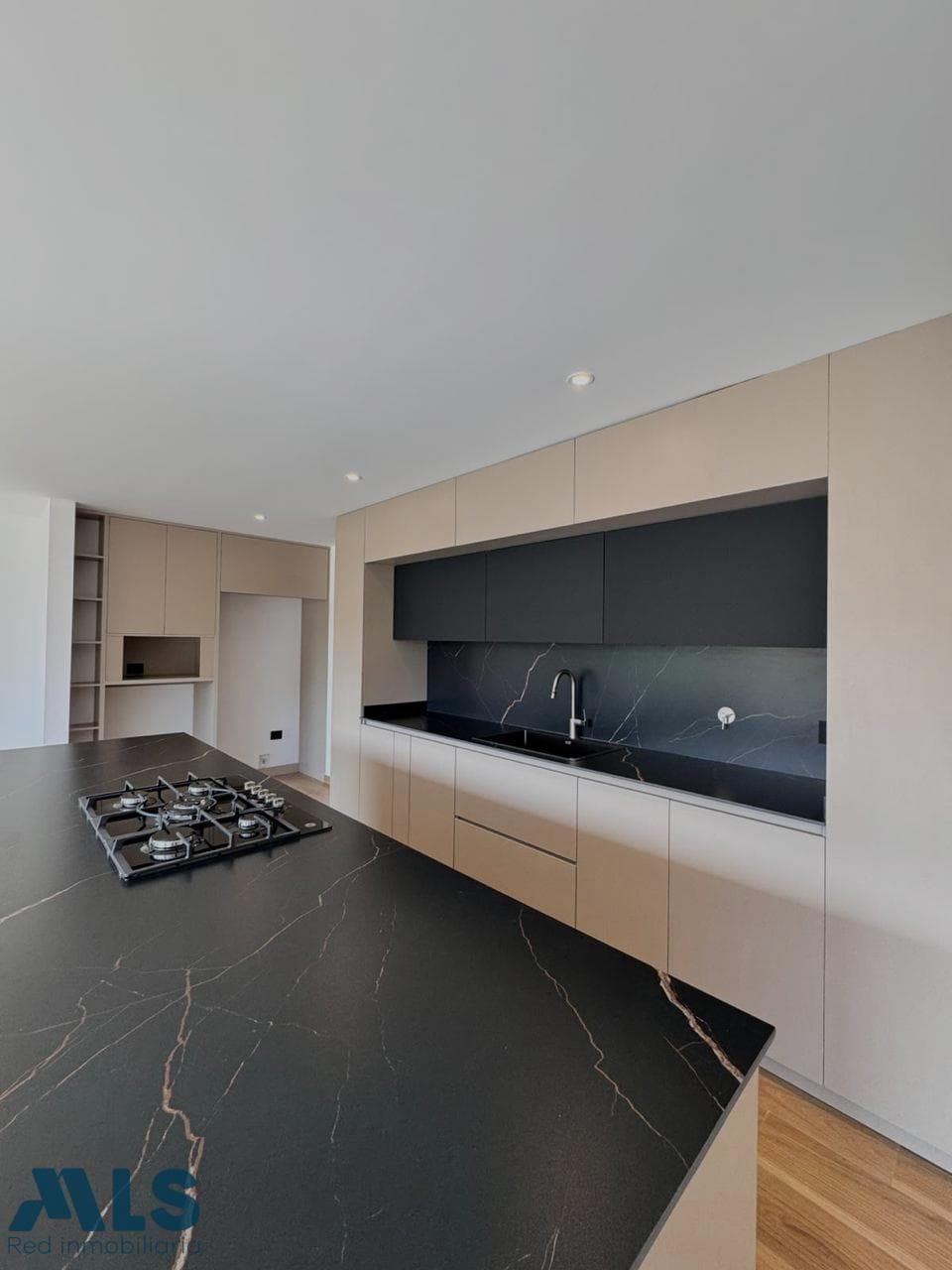 Casa en venta en V. La Argentina, Oriente Antioqueño, El Retiro — foto 1 de 24