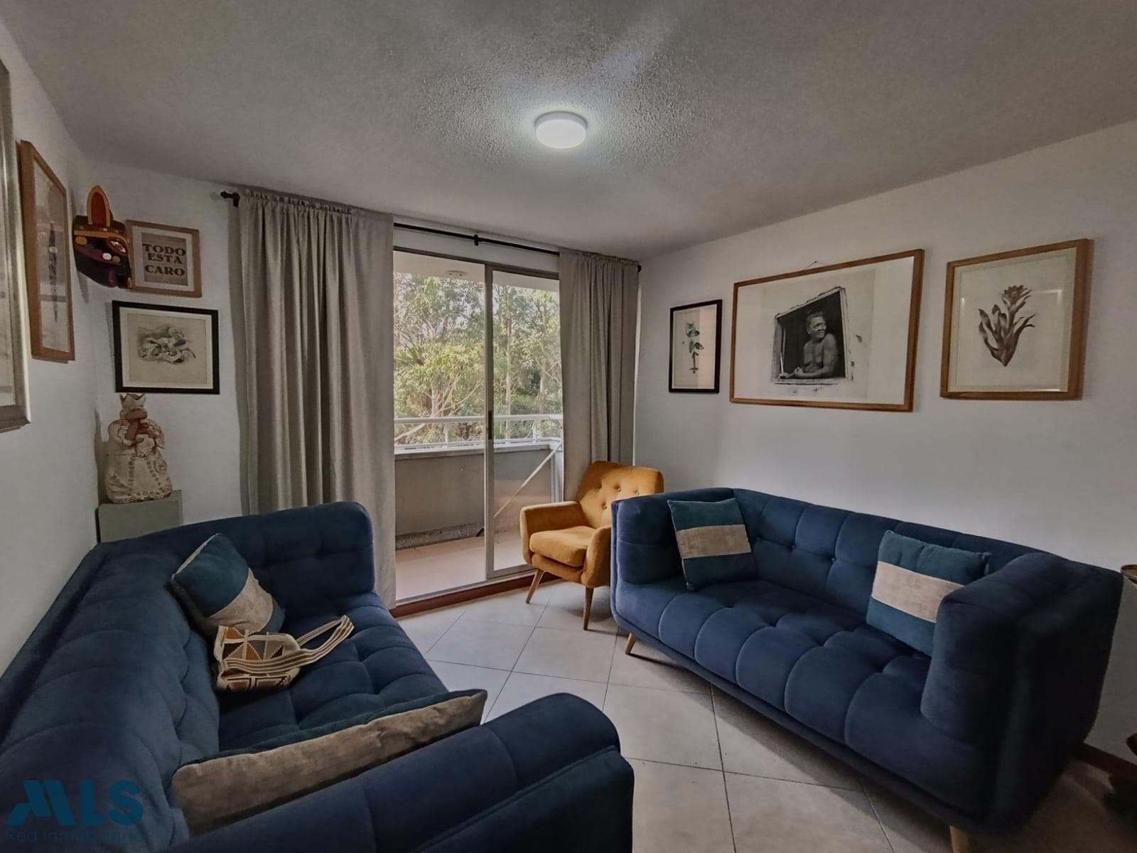 Apartamento en venta en Almería, Laureles, Medellín — foto 1 de 13