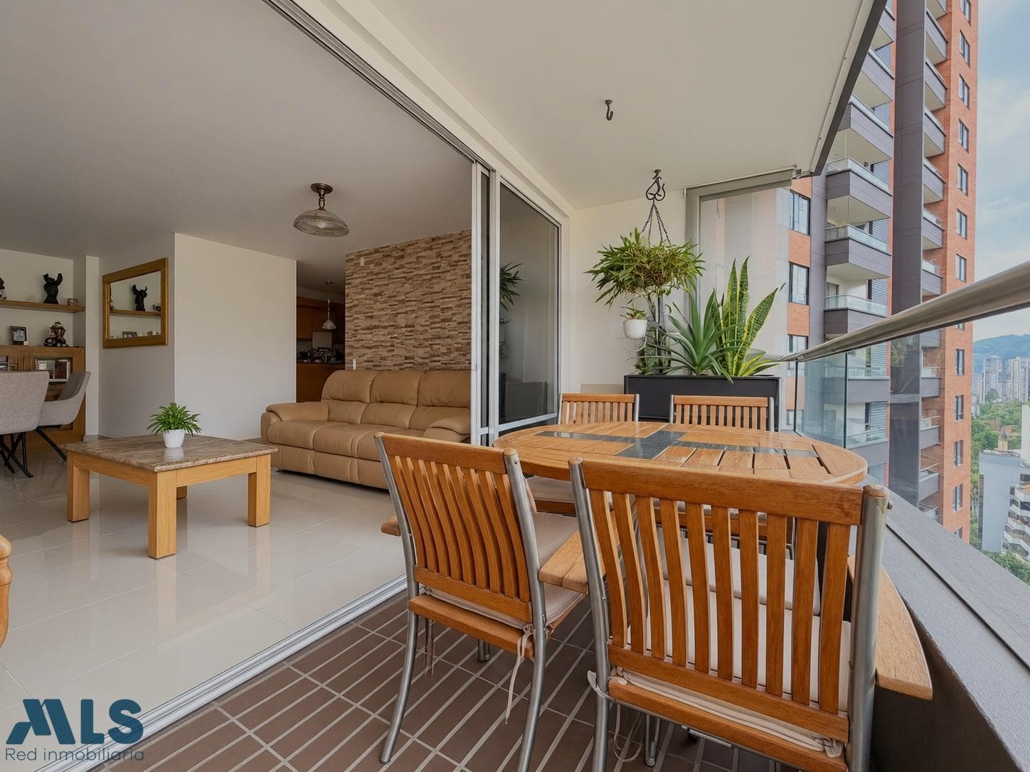 Apartamento en venta en Los Balsos Nº 2, Poblado, Medellín — foto 1 de 13