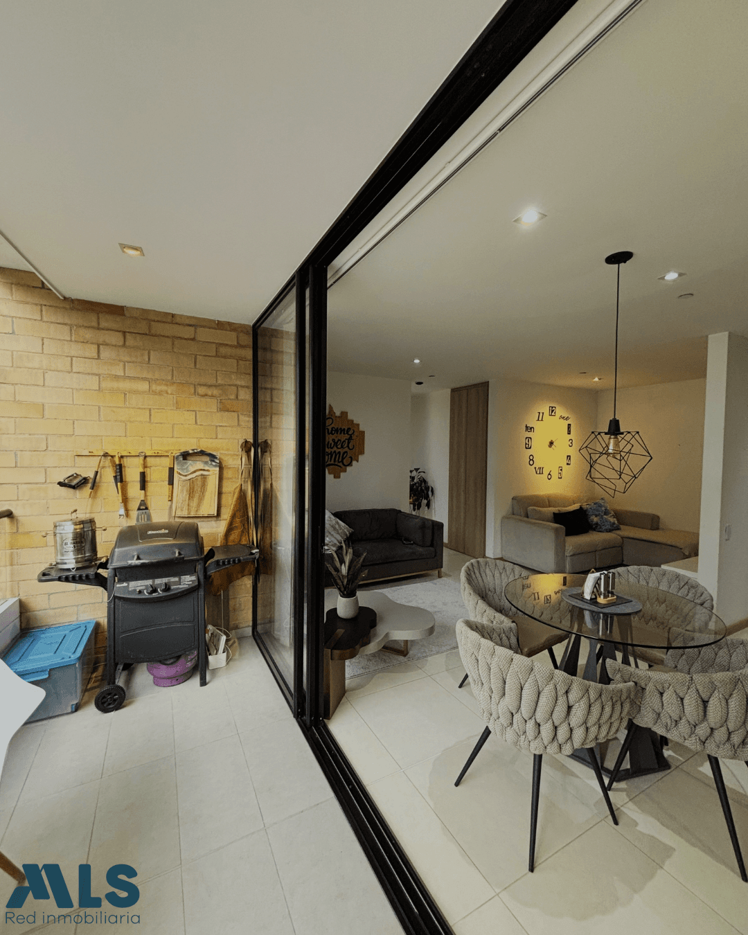 Apartamento en venta en El Poblado, Medellín — foto 1 de 9