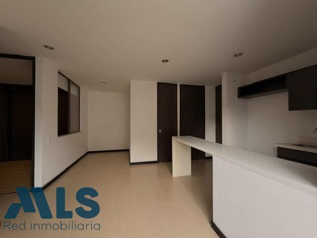 Apartamento en venta en Altos del Poblado, Medellín — foto 1 de 14