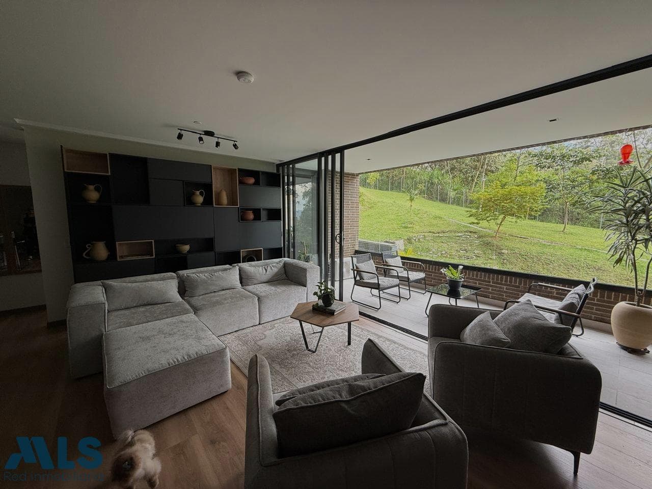 Apartamento en venta en Las Palmas, Poblado, Medellín — foto 1 de 20