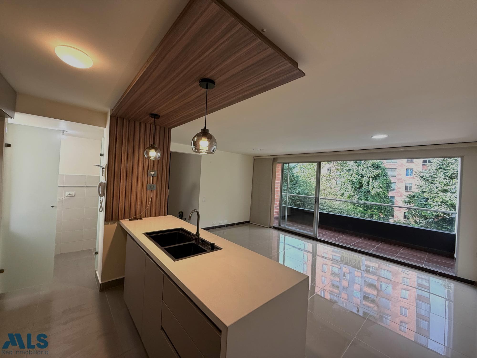 Apartamento en venta en El Poblado, Medellín — foto 1 de 14