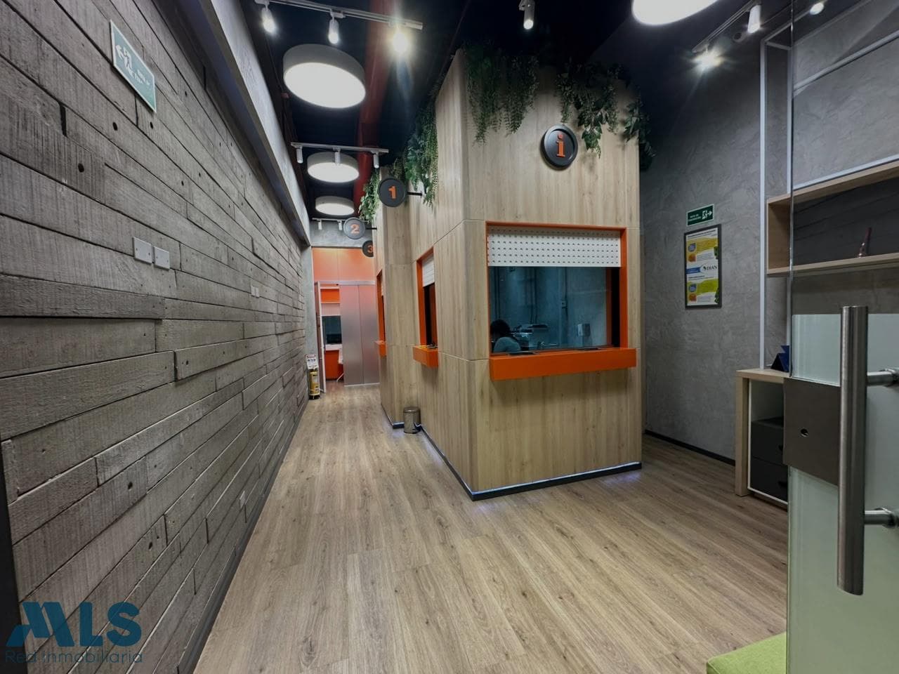 Local Comercial en venta en Milla de Oro, Poblado, Medellín — foto 1 de 8
