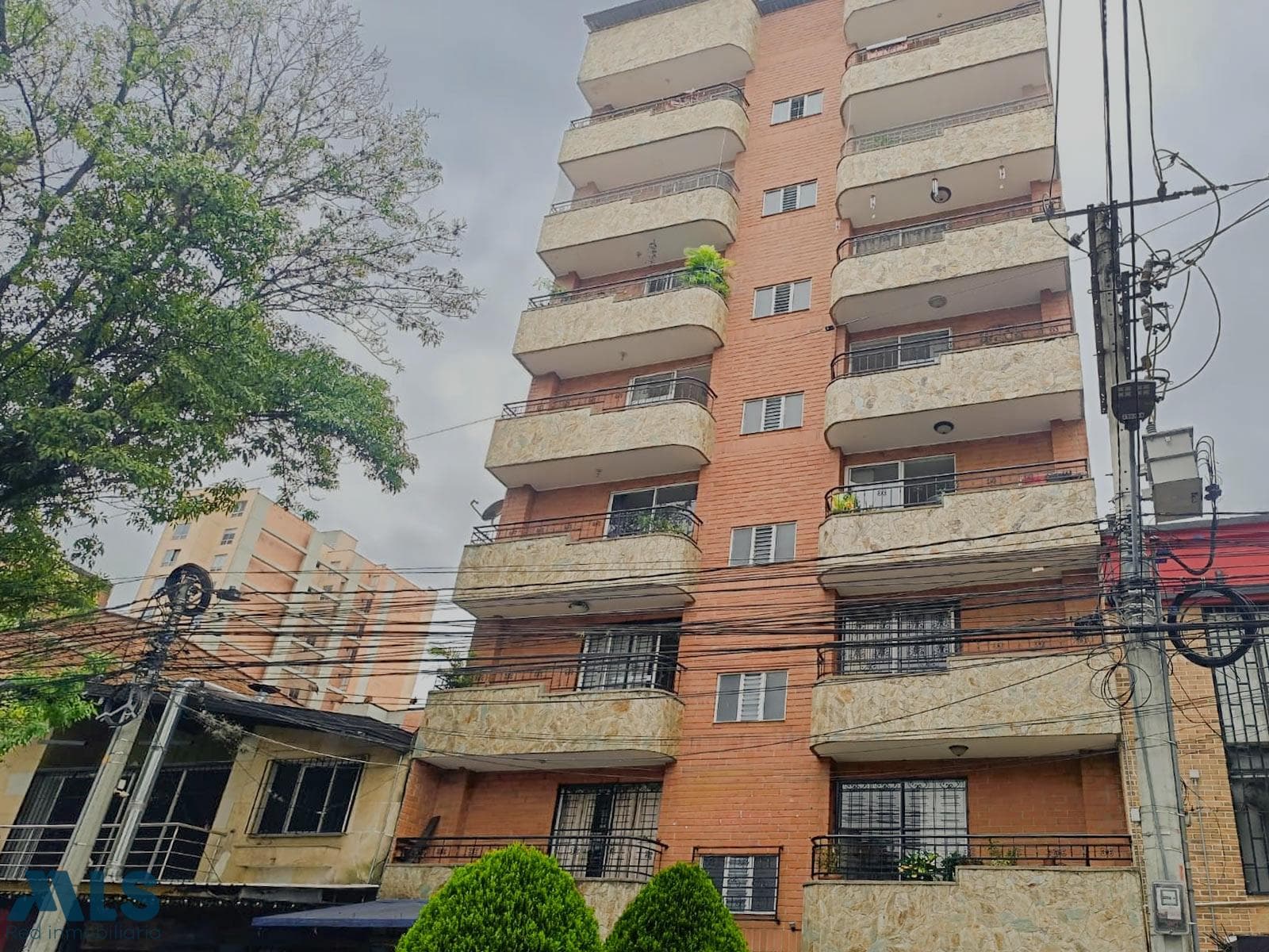 Apartamento en venta en Calasanz, Occidente, Medellín — foto 1 de 24